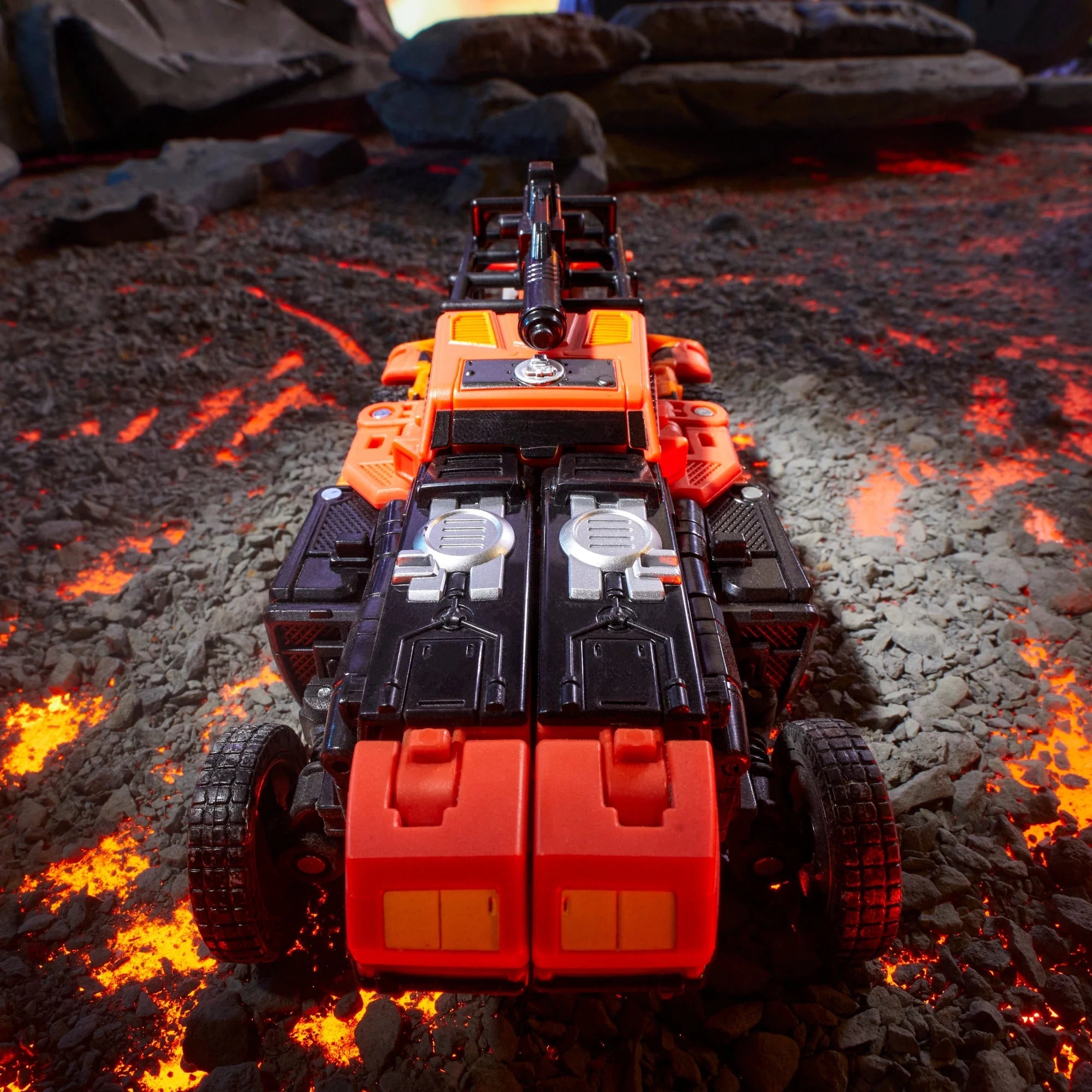 Hasbro - Transformers Legacy United - Leader Class, Sandstorm Triple Changer (Universo G1)