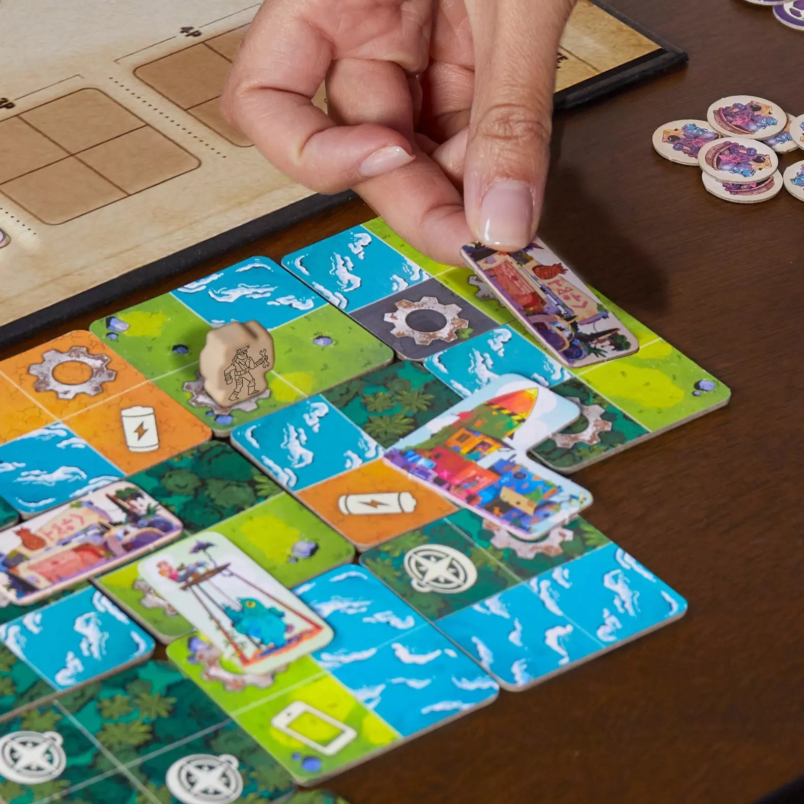 Hasbro - Life in Reterra