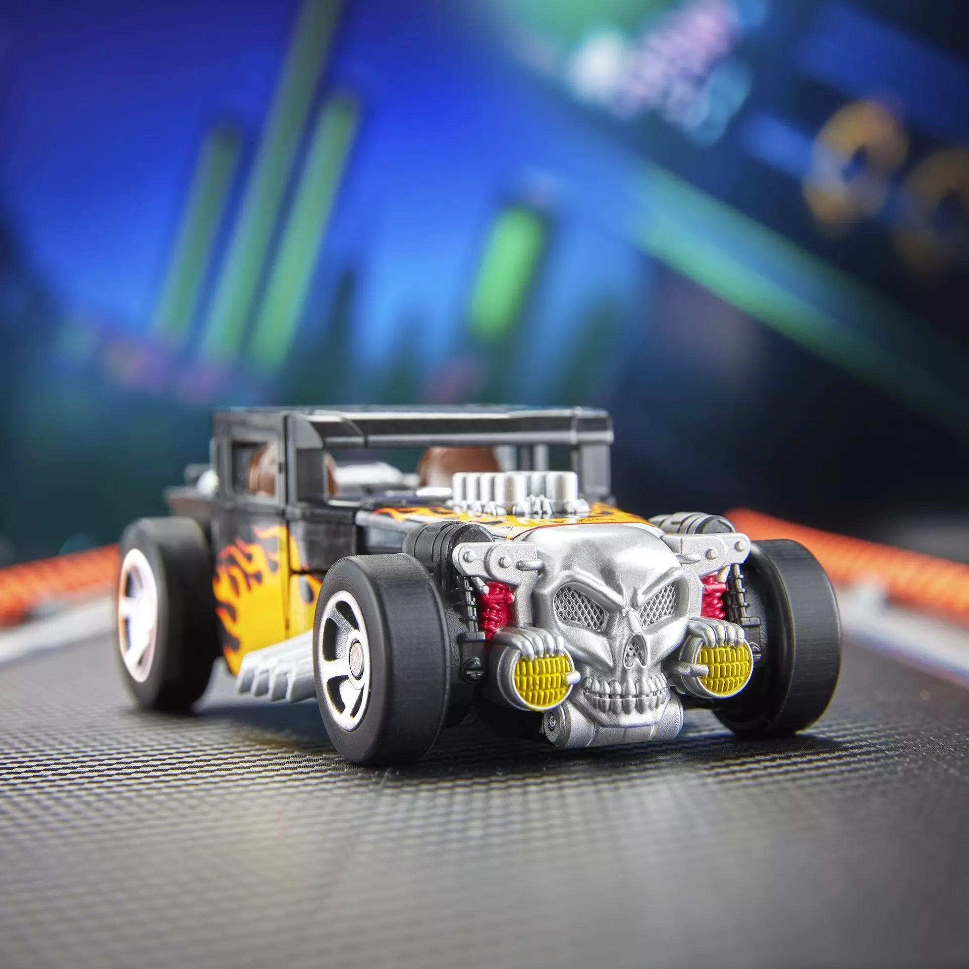 Hasbro - Transformers - Collaborative Hot Wheels® x Transformers - Bone Shaker™