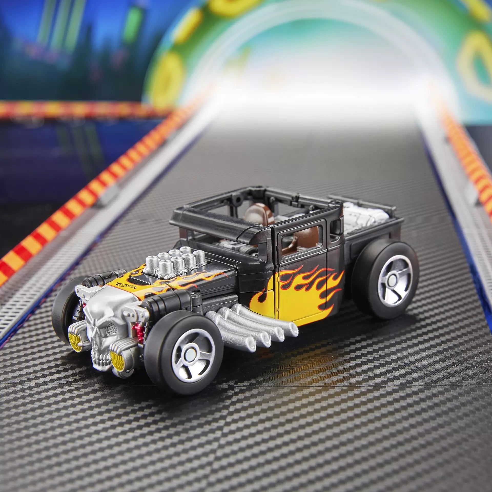 Hasbro - Transformers - Collaborative Hot Wheels® x Transformers - Bone Shaker™