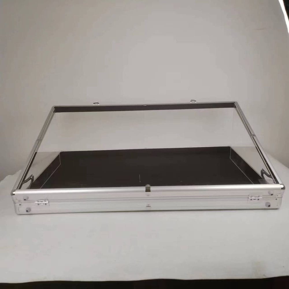 Evoretro - Trading Card Display Suitcase