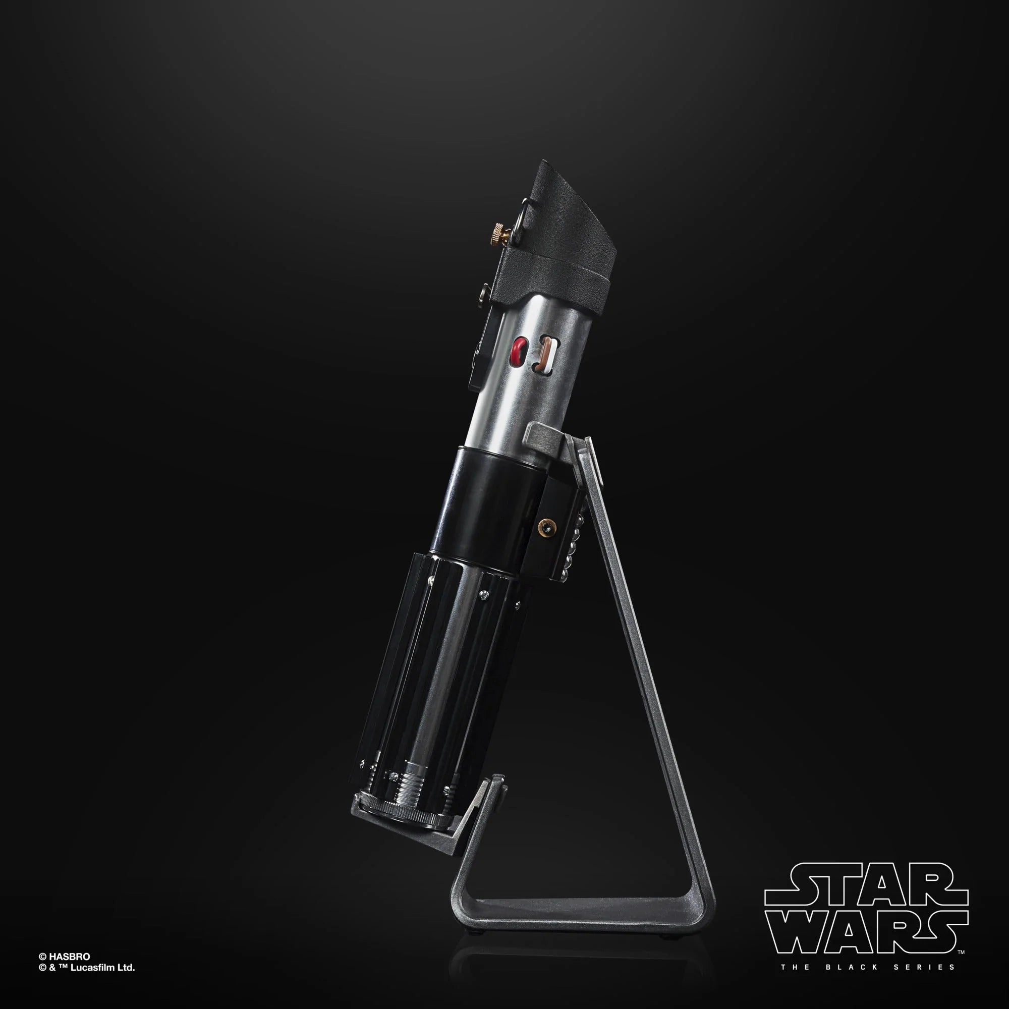 Hasbro - Star Wars - The Black Series - Darth Vader Force FX Elite Lightsaber