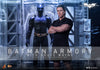 Hot Toys - The Dark Knight Rises - Movie Masterpiece Action Figures & Diorama 1/6 Batman Armory with Bruce Wayne 30 cm